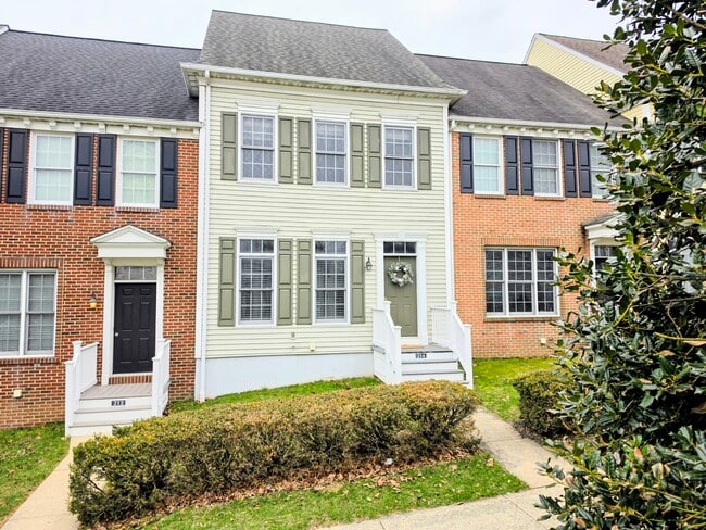 Photo - 214 Sagamore Hl