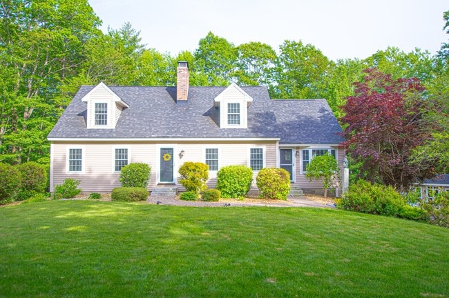 Photo - 130 Stephen Dr House