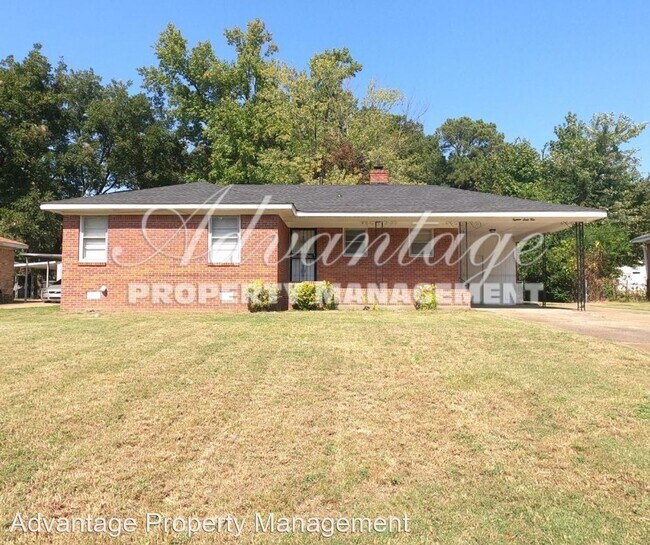 4 br, 2 bath House - 1864 Macaulay Ave. - 4 br, 2 bath House - 1864 Macaulay Ave.