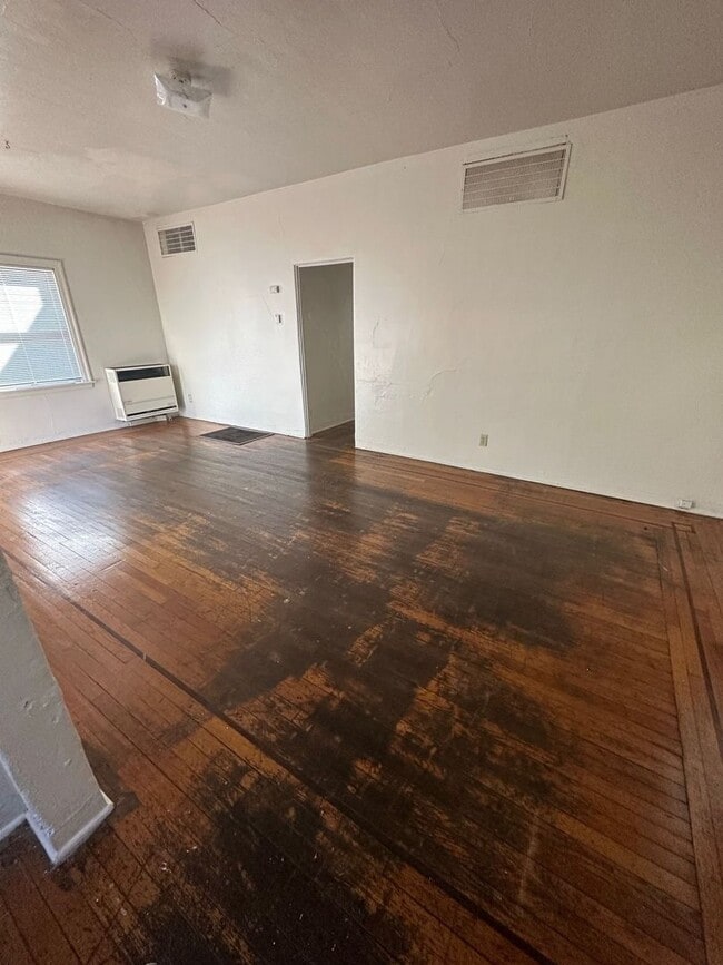 Photo - 221 Cherry Glenn Ct