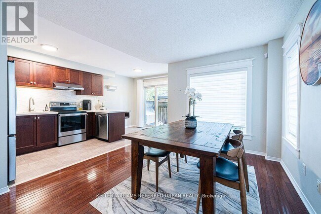 Photo - 16 Sprucedale Way