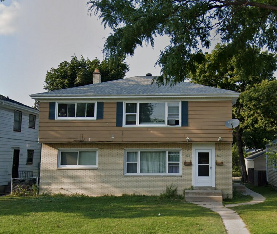 4812 W. Hampton Ave. - 4812 W. Hampton Ave. Unit 4814