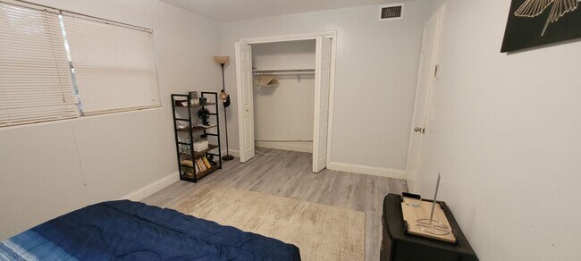 Photo - 1251 Pierce St Unidad medium Bedroom for rent