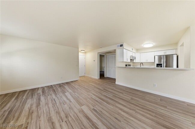 Photo - 9325 W Desert Inn Rd Unidad 151