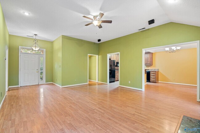 Photo - 115 Telluride Dr