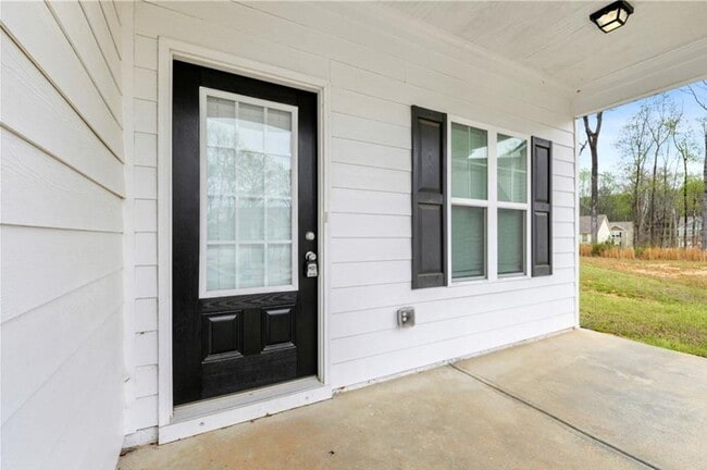 Photo - 207 Finley Dr