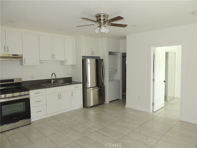 Photo - 7032 Keokuk Ave