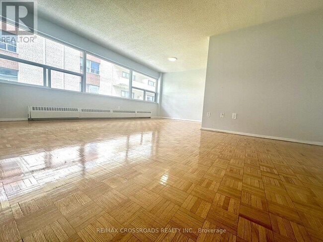 Photo - 1191 Ellesmere Rd Unité 106