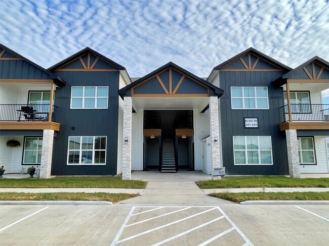 2400 Nile Valley Rd