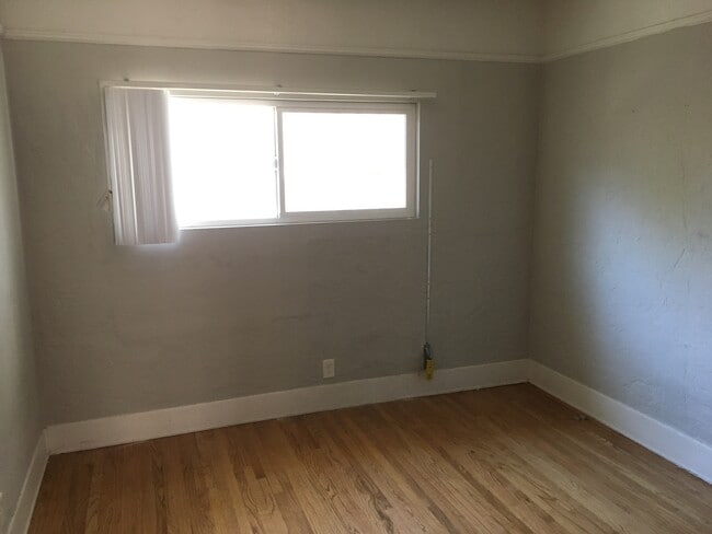 Photo - 244 W 49th St