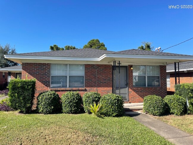 Building Photo - 5601 Hilltop Ave Unit A Rental