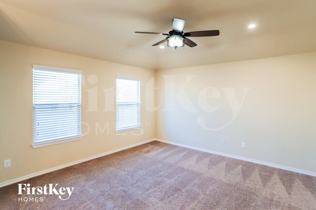 Photo - 522 Cantebury Park Ln