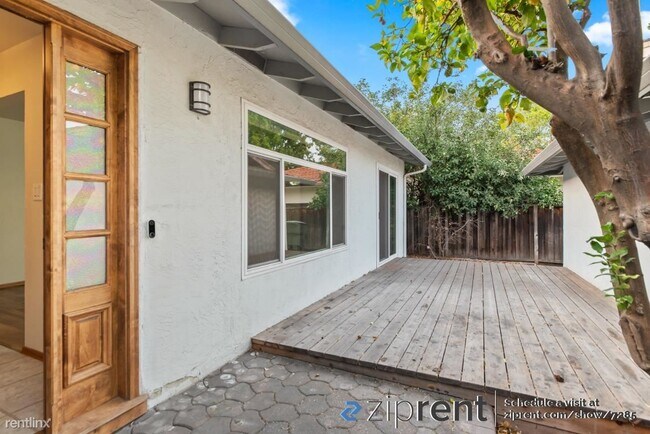 Photo - 4 br, 2.5 bath House - 1349 Thunderbird Av...