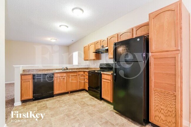 Photo - 2496 Woodfield Blvd