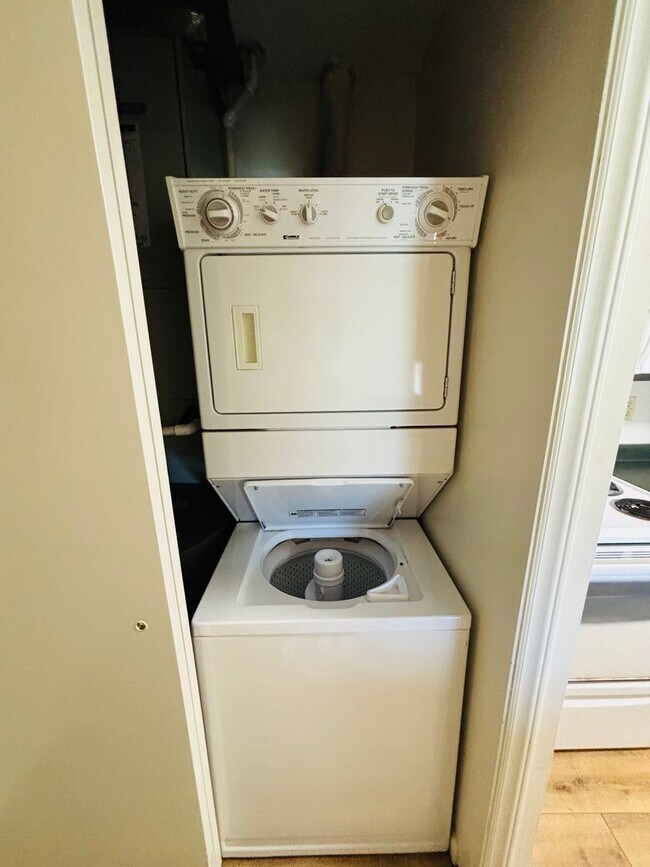 Photo - 1 Bedroom, 1 Bath Apartment Unidad 102