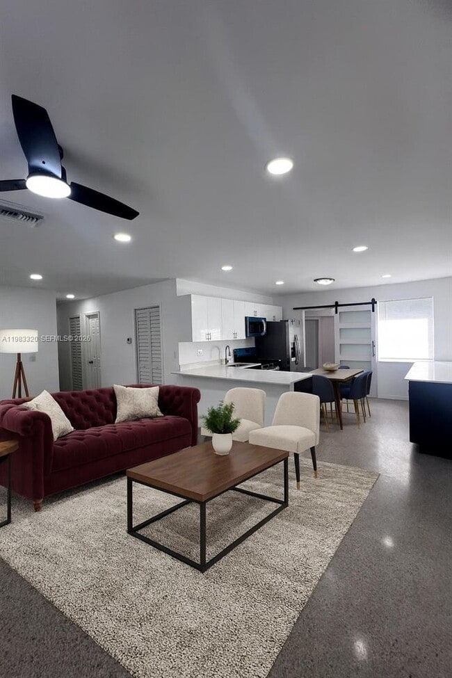 Photo - 3820 SW 16th St