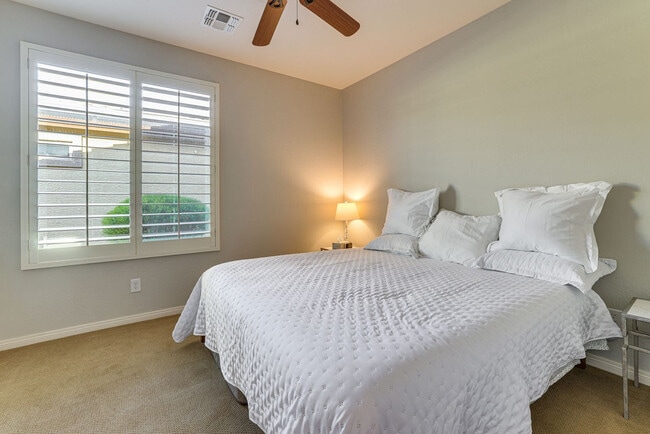Photo - 17716 W Cedarwood Ln Unidad SI FL1-ID1591307P