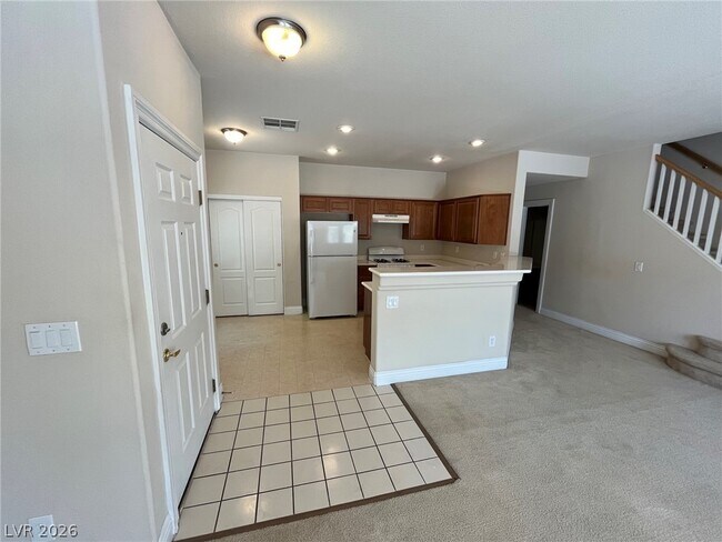 Photo - 3213 Regal Swan Pl
