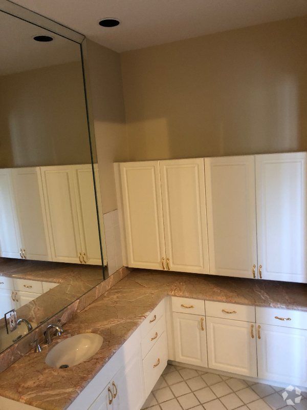 Building Photo - 5004 SW 134th Ct Unit 5004 sw 135 ct Rental