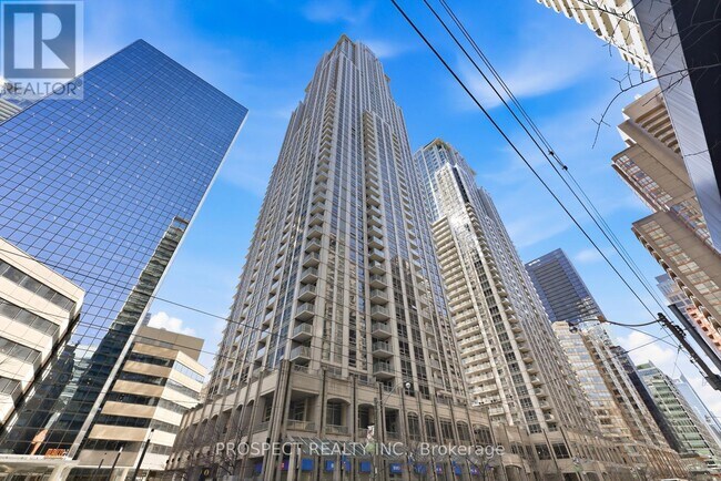 Photo - 763 Bay St. Unité 2411