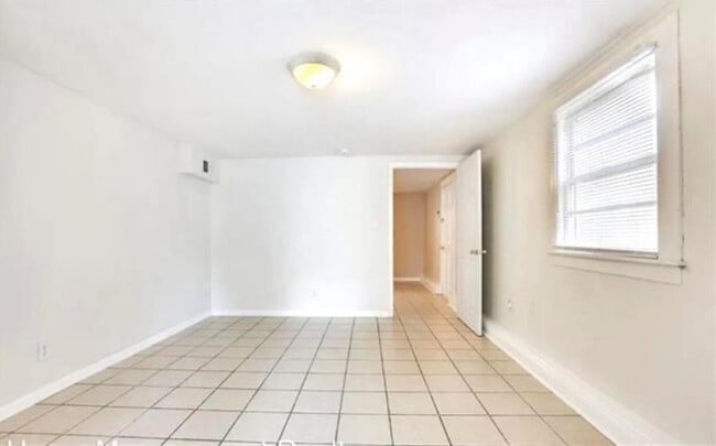 Photo - 2822 Oreilly St Unit 2822