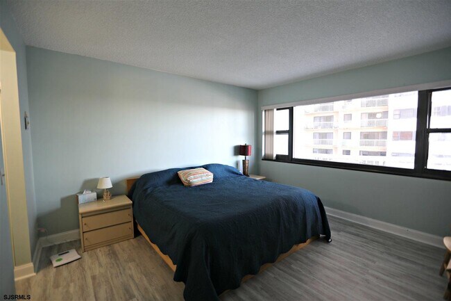 Photo - 3101 Boardwalk Unit 904-1