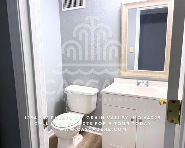 Photo - 1286 NW Phelps Dr