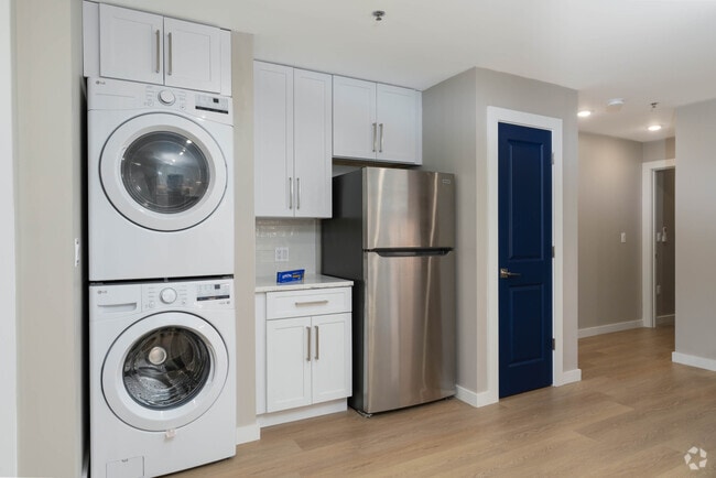 2BR, 1BA + Office - 1,000SF - In-Unit Laundry