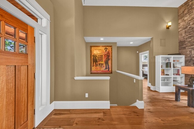 Photo - Executive Rental Fully Furnished 3 bedroom...