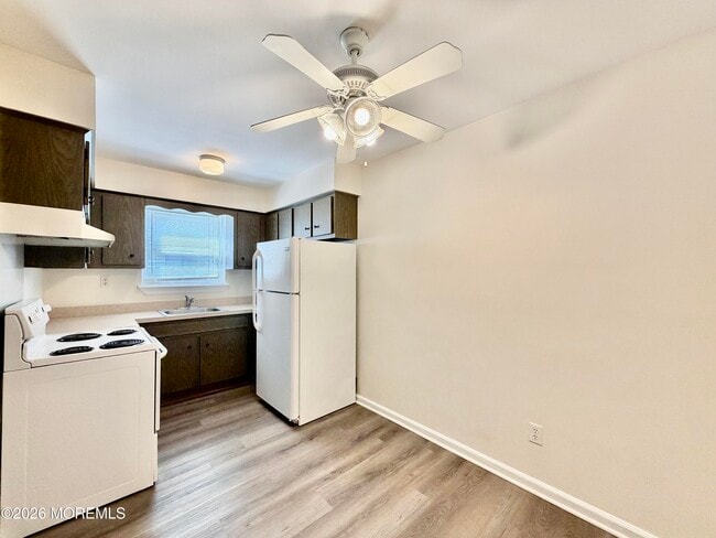 402 Sixth Ave Unit 2