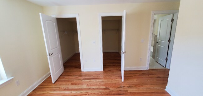 Photo - 307 Irvine Turner Blvd Unit 2