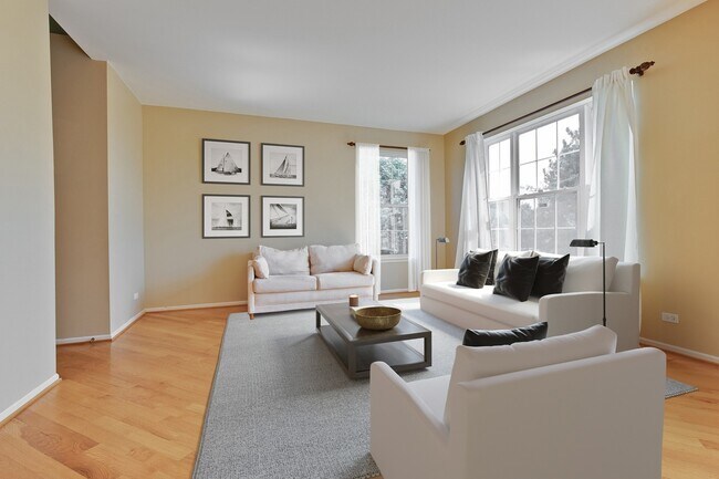 Photo - 473 Bay Tree Cir