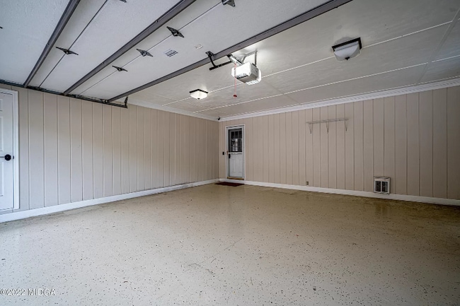 Photo - 205 Saddle Creek Ct