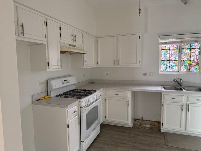 Photo - 130 Creston Cir