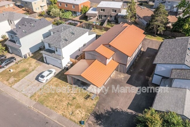 Building Photo - 1950 NW Hayes Ave