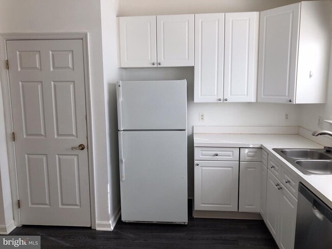 Photo - 4200 Mozart Brigade Ln Unit 4200C
