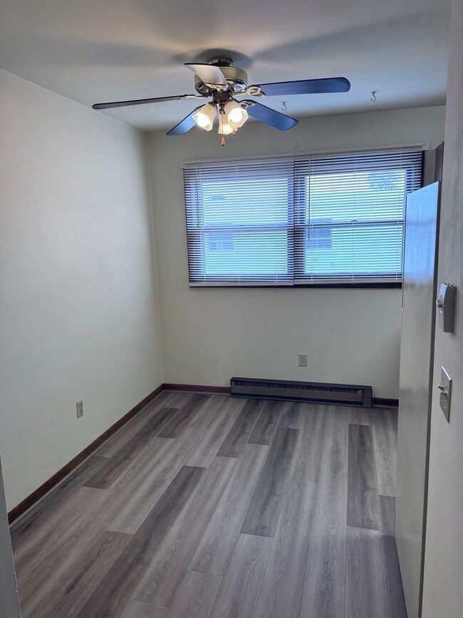 Photo - 207 W Hydraulic Ave