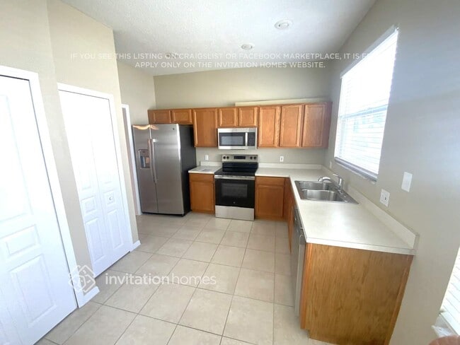 Photo - 528 Wexford Dr