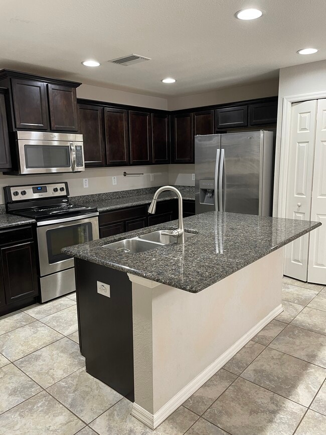 Photo - 27515 Desert Willow Way