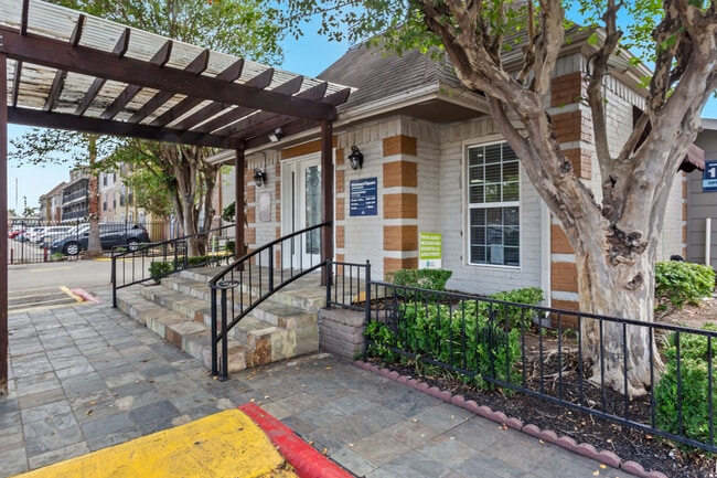 Photo - Westward Square