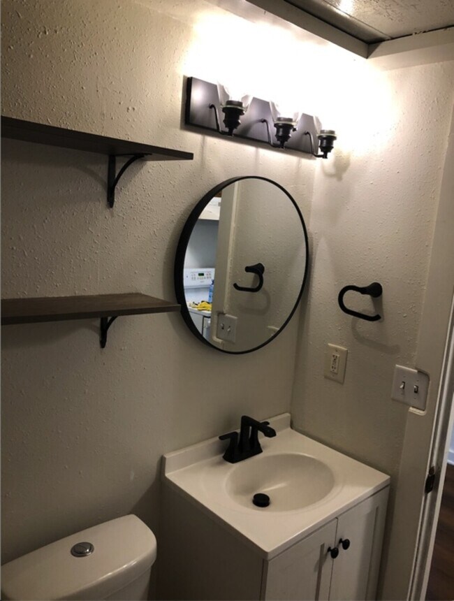 Photo - Sharon Street Unit Upper