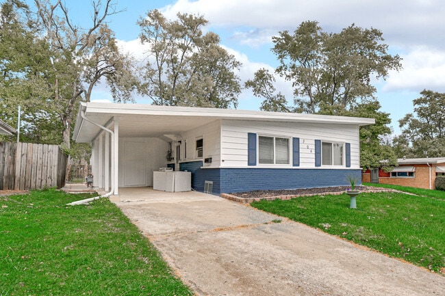 Photo - 304 Seneca St