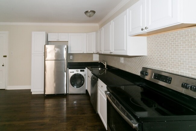 Photo - 3345 N Marshfield Ave Unit 903