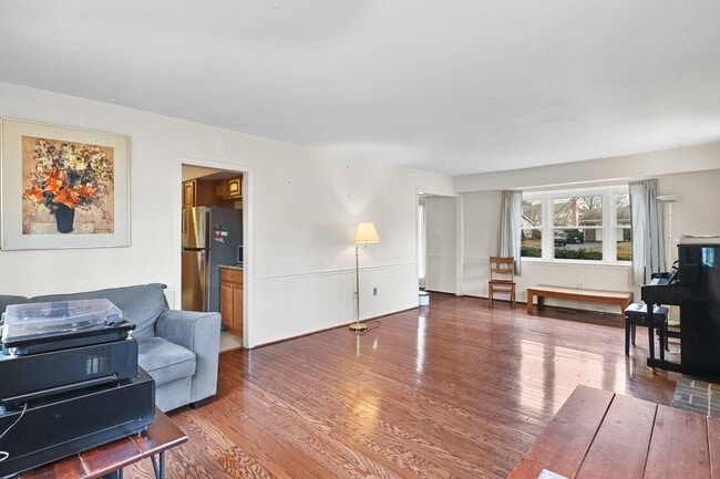 Photo - 4228 Pageant Ln