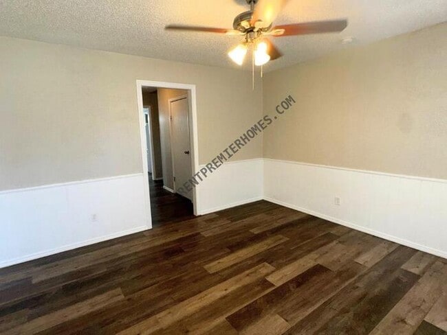 Photo - 3041 SW 40th Pl