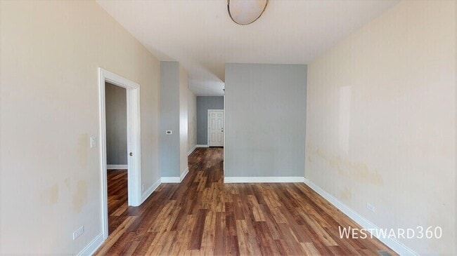 Photo - 2733 N Wayne Ave Unidad 1