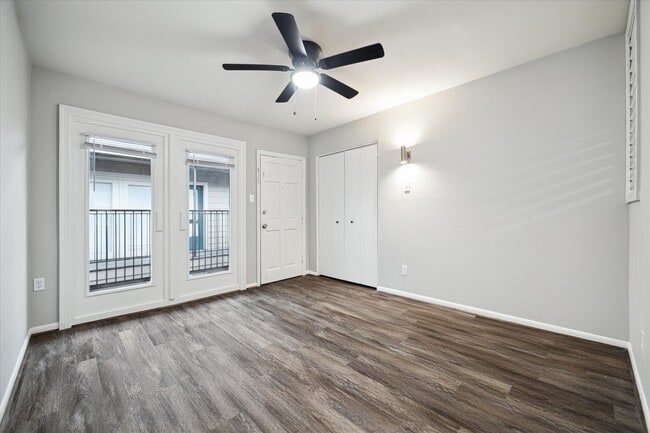 Building Photo - 2202 Park St Unit 14 Rental