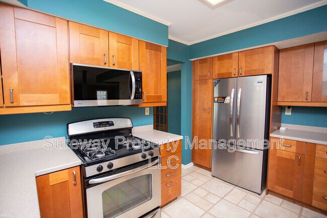 Photo - 50 Manchester Rd