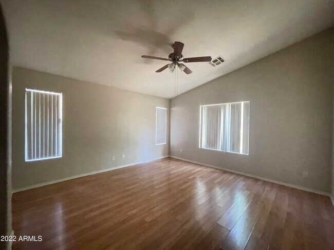 Photo - 4004 S Summer Ct