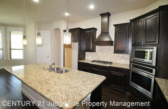 Photo - 4 br, 3 bath House - 113 Granite Way